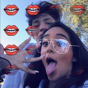 Meet your Posher, Marissa